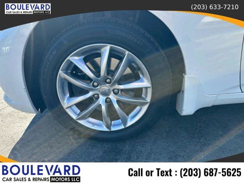 Used 2012 INFINITI G25 x image 25