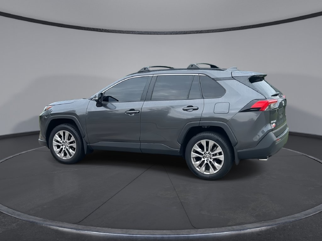 Used 2024 Toyota RAV4 XLE Premium FWD image 6