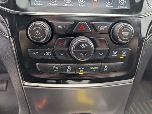 Used 2020 Jeep Grand Cherokee Limited X image 17