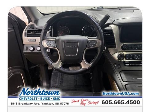 Used 2019 GMC Yukon XL Denali image 25