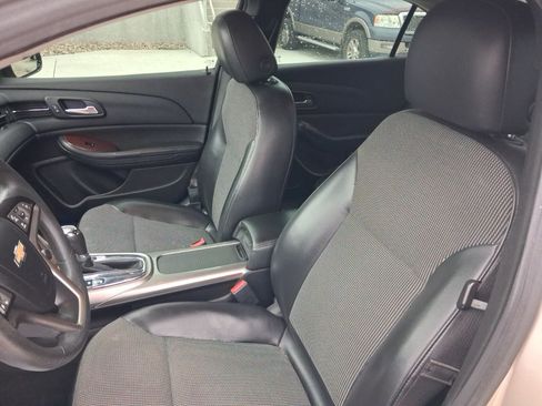 Used 2013 Chevrolet Malibu LT w/ Power Convenience Package FWD image 11
