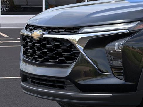 New 2026 Chevrolet Trax LT w/ LT Convenience Package FWD image 13