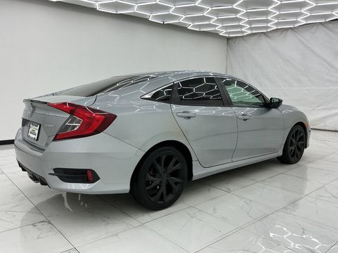 Used 2019 Honda Civic Sport image 11