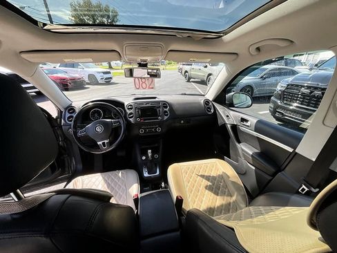 Used 2012 Volkswagen Tiguan SEL AWD/4WD image 33