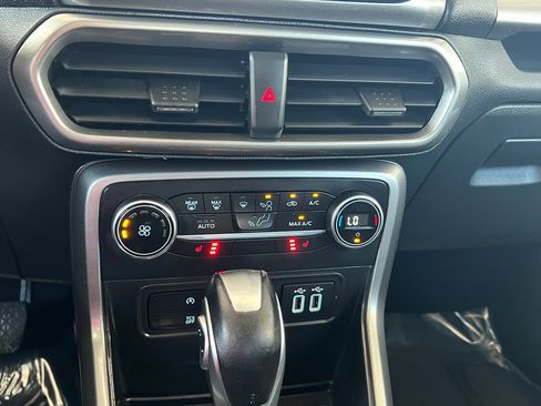 Used 2020 Ford EcoSport SE w/ SE Convenience Package FWD image 27