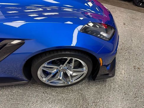Used 2019 Chevrolet Corvette ZR1 RWD image 29