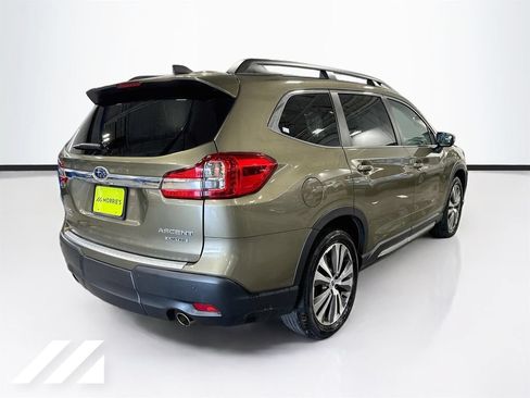 Used 2022 Subaru Ascent Limited w/ Technology Package AWD/4WD image 5