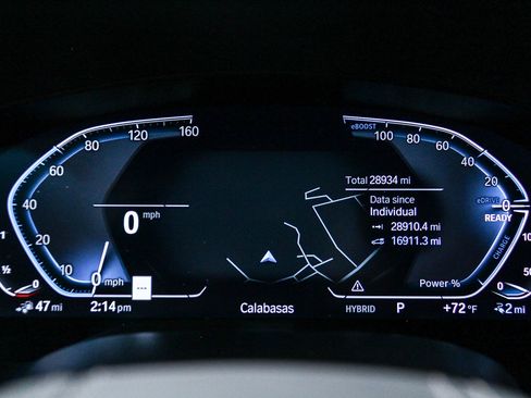 Certified 2023 BMW 530e w/ Premium Package RWD image 24