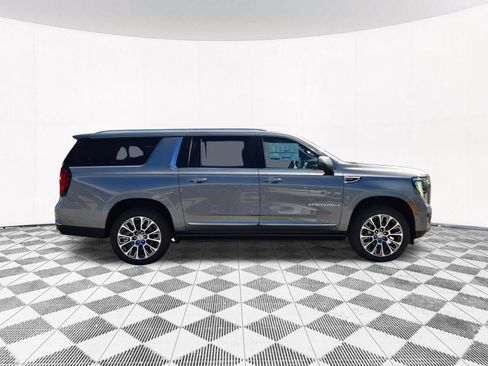 New 2026 GMC Yukon XL Denali w/ Denali Reserve Package AWD/4WD image 13