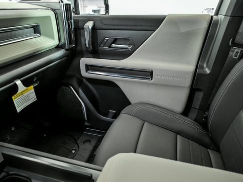 New 2026 GMC Hummer EV SUV w/ LPO, Sport Package image 15