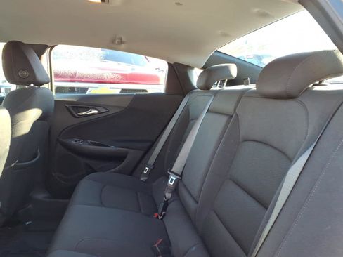 Used 2023 Chevrolet Malibu LT image 9