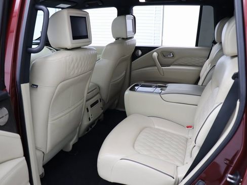 Used 2021 INFINITI QX80 Sensory w/ Cargo Package image 18