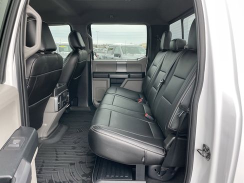 Used 2021 Ford F350 XLT w/ XLT Premium Package image 8