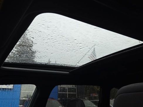 New 2025 Subaru Forester Premium image 17