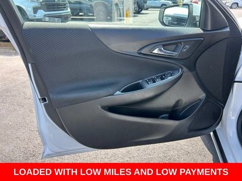 Used 2023 Chevrolet Malibu LT FWD image 12