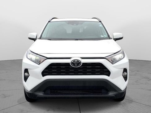 Used 2019 Toyota RAV4 XLE Premium w/ Cold Weather Package image 8