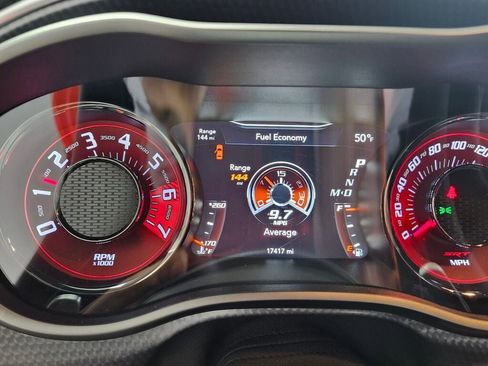 Used 2016 Dodge Challenger SRT Hellcat image 32