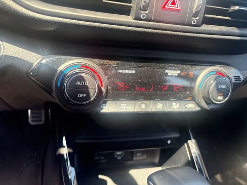 Certified 2024 Kia Forte GT FWD image 9