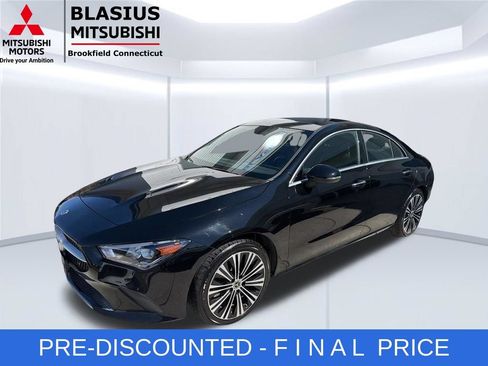 Used 2023 Mercedes-Benz CLA 250 4MATIC image 3