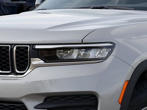 New 2026 Jeep Grand Cherokee Laredo X AWD/4WD image 11