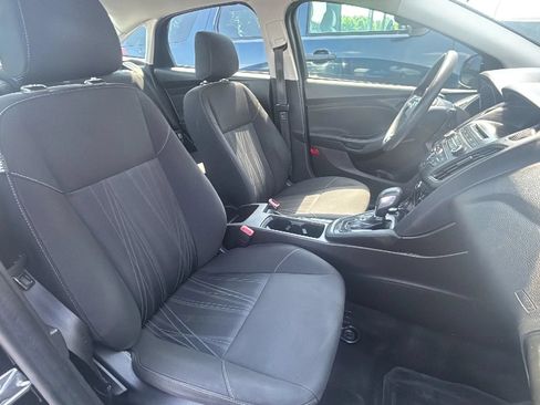 Used 2017 Ford Focus S FWD image 19