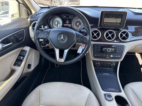 Used 2015 Mercedes-Benz GLA 250 4MATIC image 21