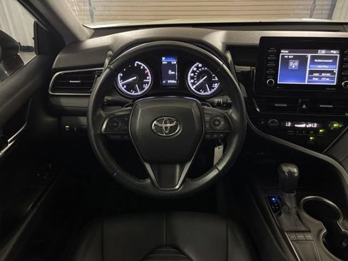 Used 2023 Toyota Camry SE FWD image 14