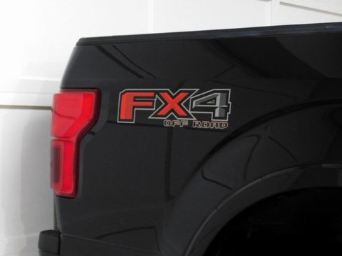 Used 2020 Ford F150 XLT w/ Equipment Group 302A Luxury image 10