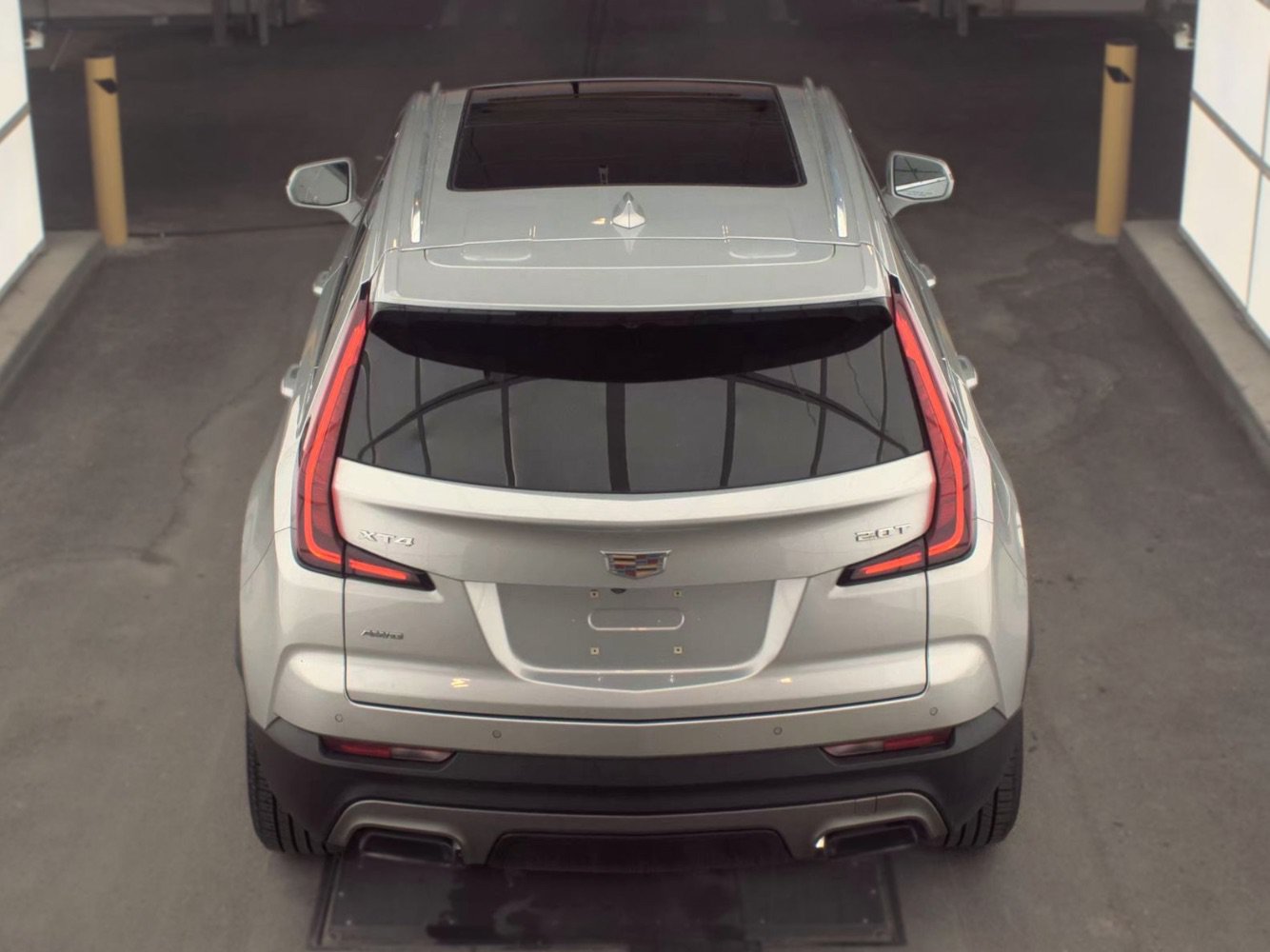 Used 2019 Cadillac XT4 Premium Luxury w/ Enhanced Visibility Package AWD/4WD image 5