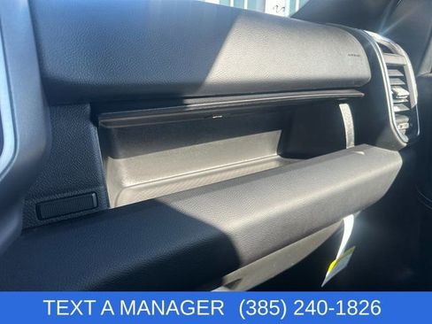 Used 2023 RAM 3500 Big Horn image 33