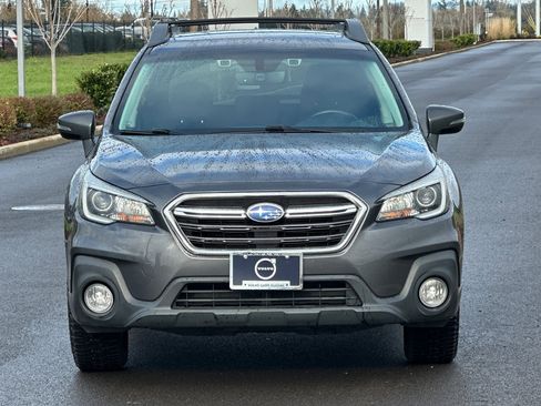 Used 2018 Subaru Outback 2.5i Premium image 8