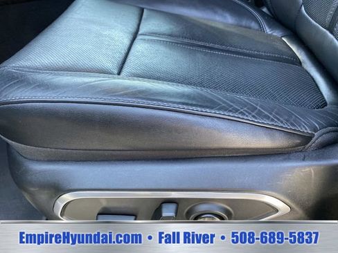 Used 2024 Jeep Wagoneer L Series II w/ Flexible Seating Group AWD/4WD image 20