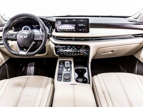 Used 2023 INFINITI QX60 Sensory w/ Vision Package AWD/4WD image 18