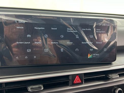 Used 2025 Kia Sorento S AWD/4WD image 18