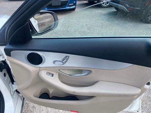 Used 2016 Mercedes-Benz C 300 Sedan image 13