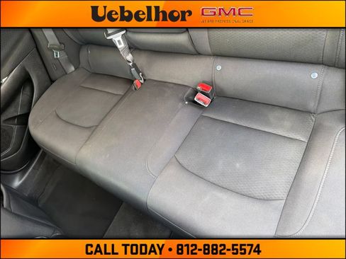 Used 2023 Chevrolet Malibu LT FWD image 17