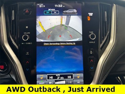 Used 2022 Subaru Outback Premium image 17