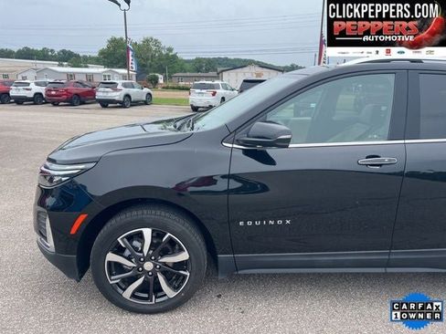 Used 2023 Chevrolet Equinox Premier AWD/4WD image 2