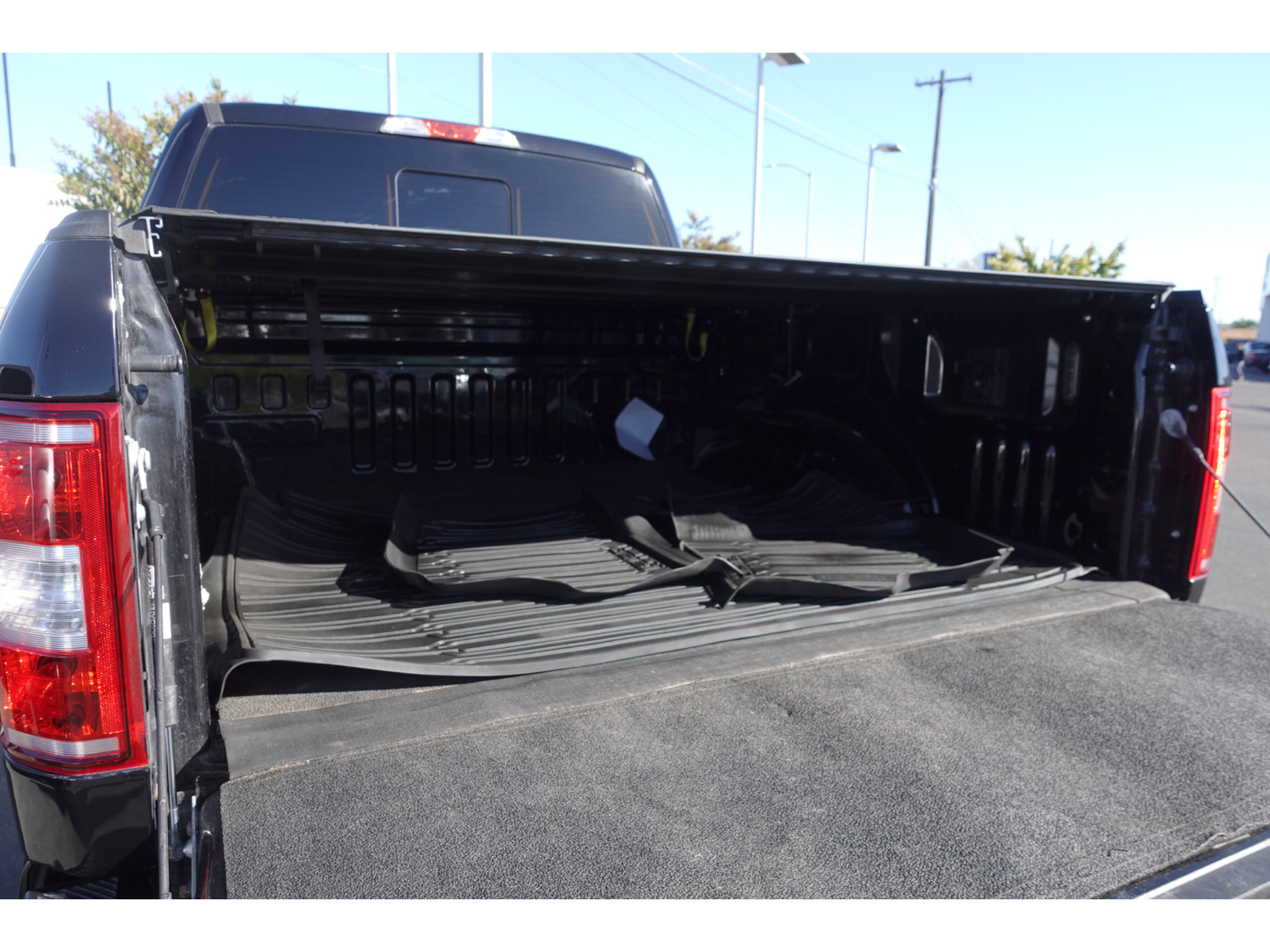 Used 2019 Ford F150 XLT w/ Equipment Group 302A Luxury AWD/4WD image 28