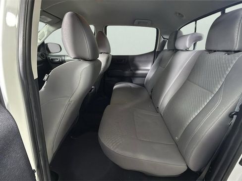 Used 2022 Toyota Tacoma SR image 25