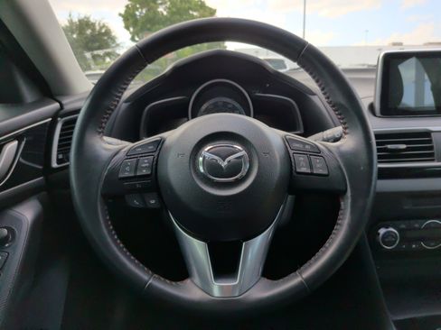 Used 2015 MAZDA MAZDA3 i Touring w/ Technology Package FWD image 21