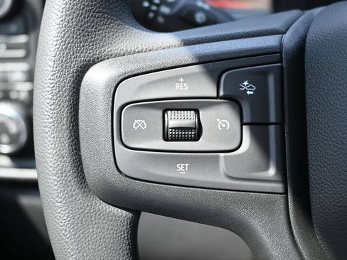 New 2026 Chevrolet Silverado 2500 Custom w/ Custom Value Package AWD/4WD image 31
