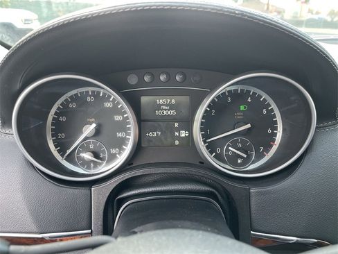 Used 2012 Mercedes-Benz GL 450 4MATIC image 11