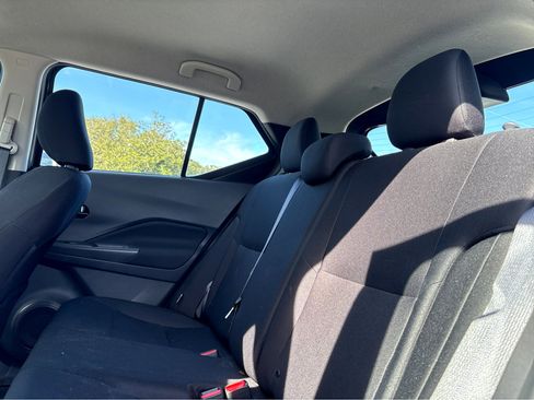 Used 2025 Nissan Kicks Play S image 19