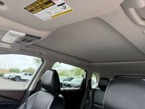 Used 2023 Nissan Rogue SL w/ SL Premium Package FWD image 15