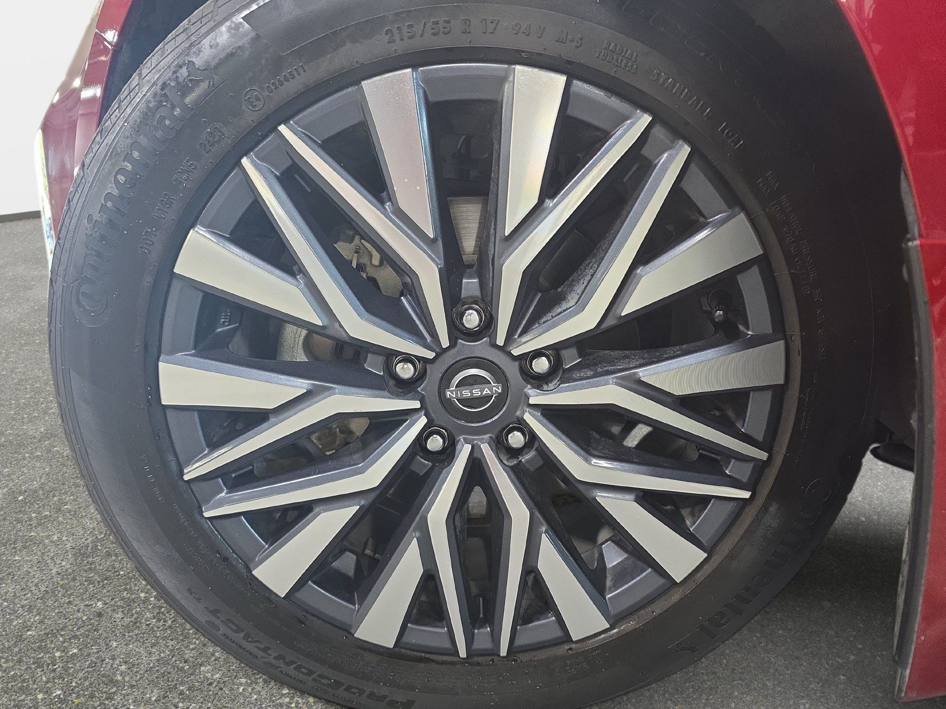 Used 2023 Nissan Altima 2.5 SV AWD/4WD image 32