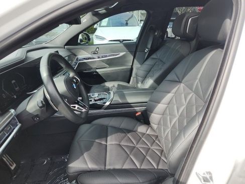 Used 2023 BMW 740i 740i w/ Parking Assistance Package image 20