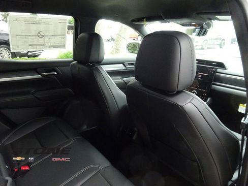New 2026 GMC Terrain Elevation w/ Elevation Premium Package FWD image 21