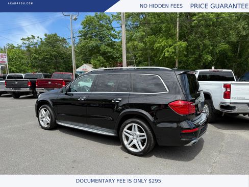 Used 2016 Mercedes-Benz GL 550 4MATIC image 3