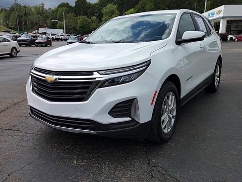 Used 2024 Chevrolet Equinox LT image 12